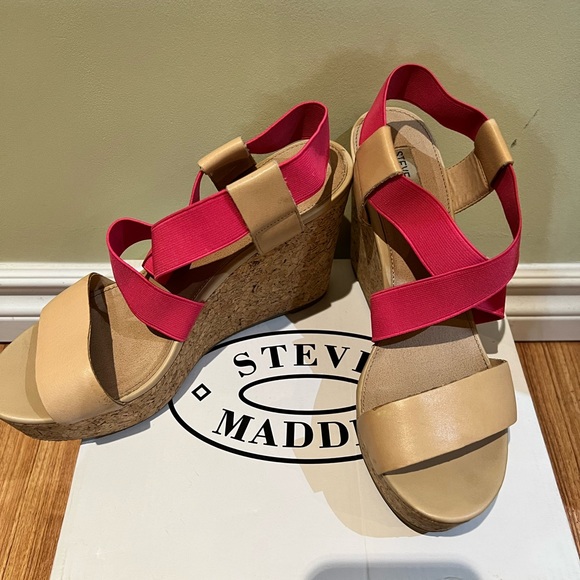 Steve Madden Cork Wedges - Picture 1 of 4
